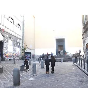https://san-lorenzo-house.hotels-amalfi.com
